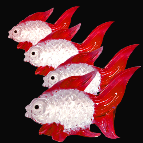 Красная рыбка стеклянная