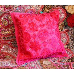 Наволочка на подушку Цветы Тёмно розовая