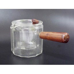 Чайник зі скляним ситом і дерев'яною ручкою термоскло